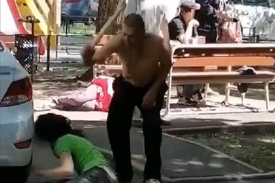 пьяная голая 