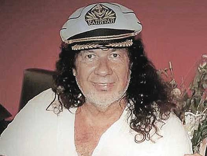 Брат владимира кузьмина. Брат владимира кузьмина. Сколько лет александру кузьмину. Брат владимира кузьмина. Брат владимира кузьмина.